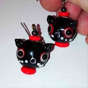 New Super Cute Black and Red Gothic Cat Earrings 3D Marble Head